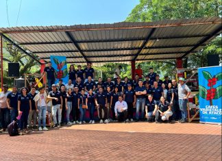 40 jóvenes del sur del Tolima reciben equipos a través del proyecto Café Varietales